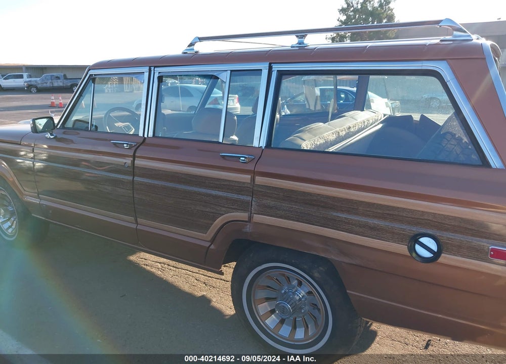 1986 JEEP GRAND WAGONEER VIN: 1JCNJ15U9GT212679
