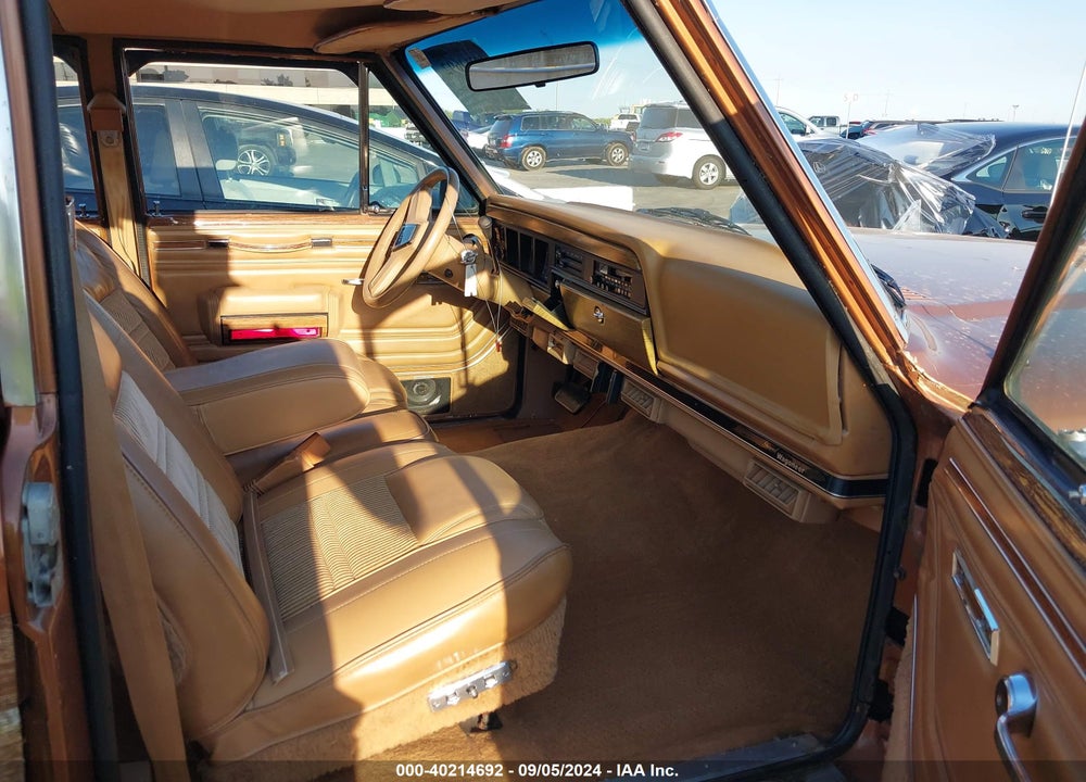1986 JEEP GRAND WAGONEER VIN: 1JCNJ15U9GT212679