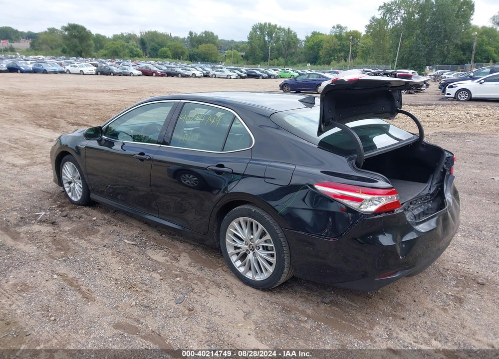2020 TOYOTA CAMRY XLE HYBRID VIN: 4T1F31AK6LU544096