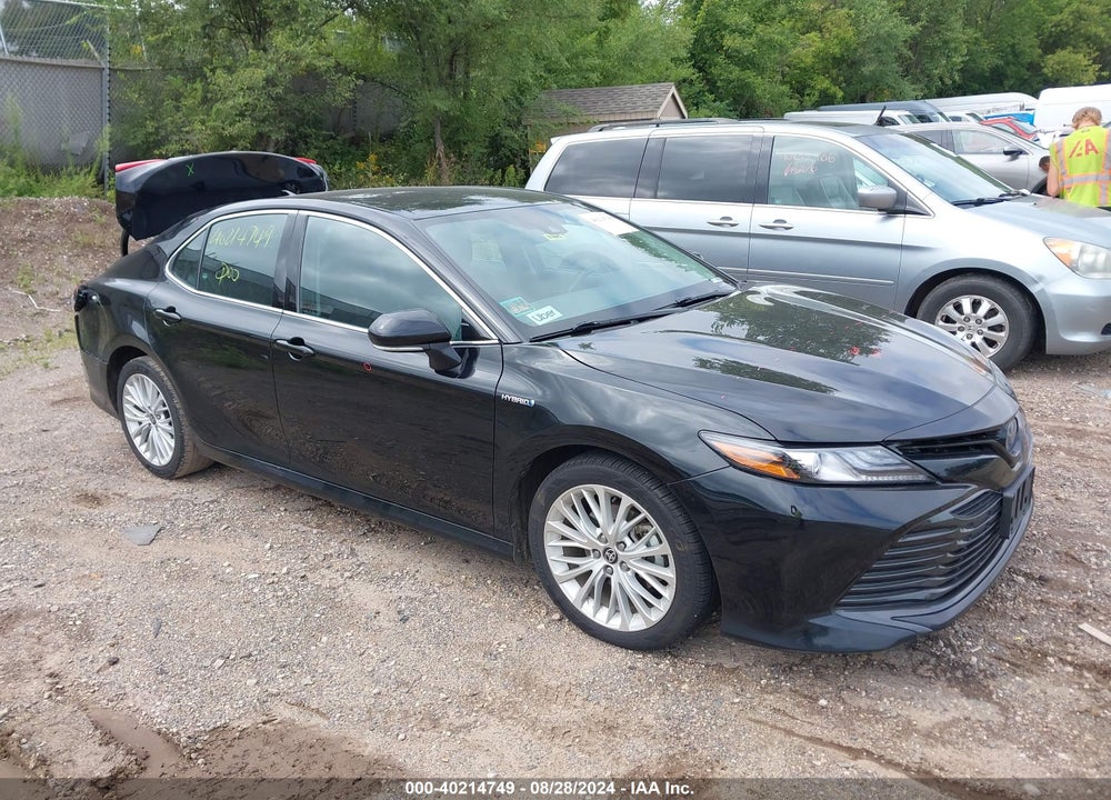 2020 TOYOTA CAMRY XLE HYBRID VIN: 4T1F31AK6LU544096