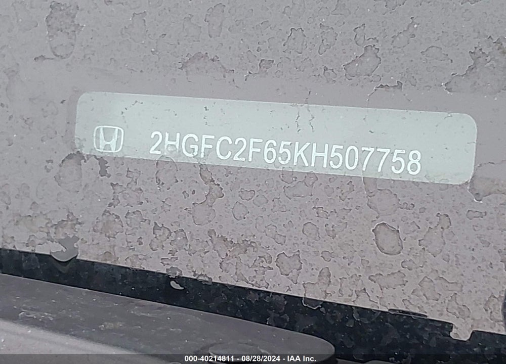 2019 HONDA CIVIC LX VIN: 2HGFC2F65KH507758
