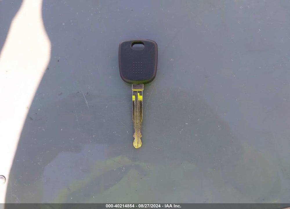 2006 SCION XB VIN: JTLKT324264034156