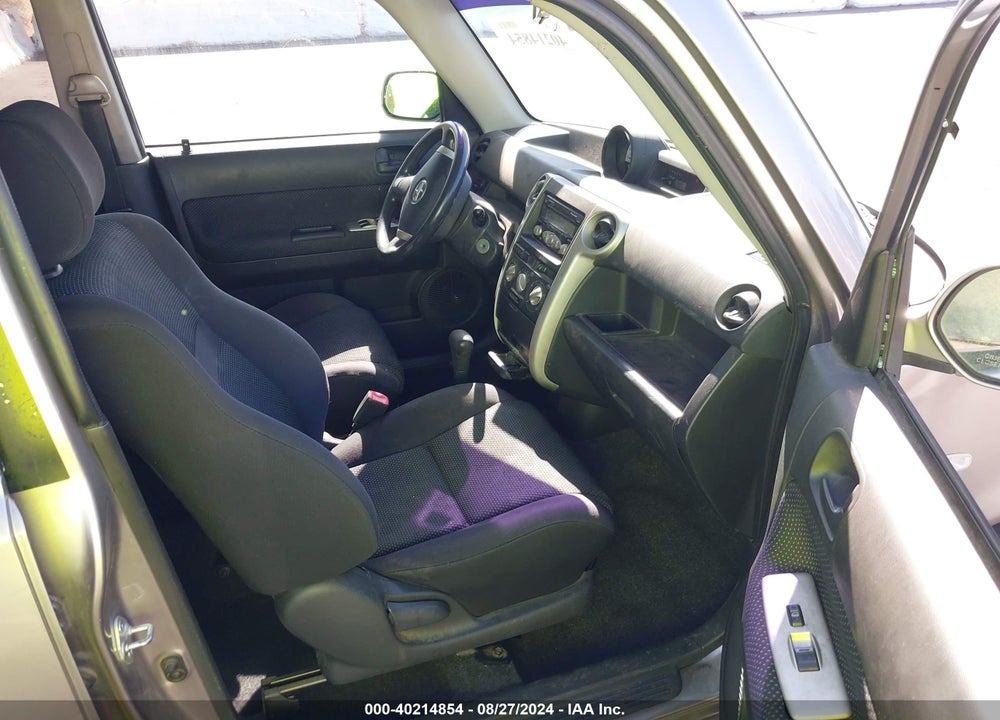 2006 SCION XB VIN: JTLKT324264034156