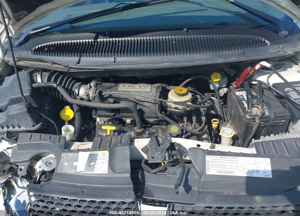 2002 DODGE GRAND CARAVAN ES VIN: 2B4GP54L42R693141