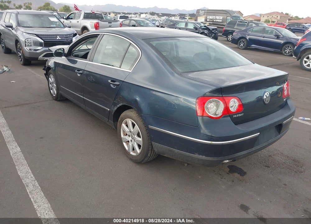 2008 VOLKSWAGEN PASSAT TURBO VIN: WVWJK73C68P028501