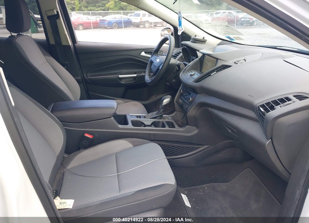 2019 FORD ESCAPE SE VIN: 1FMCU9GD3KUC07522
