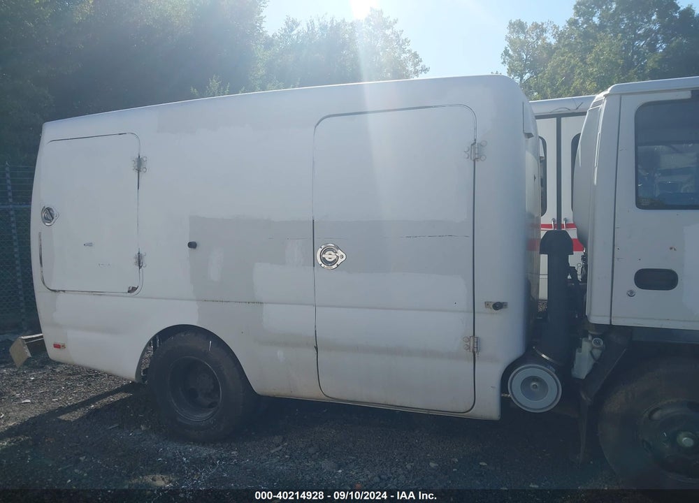 2004 ISUZU W4S042 NPR HD DSL REG VIN: JALC4B14647010168