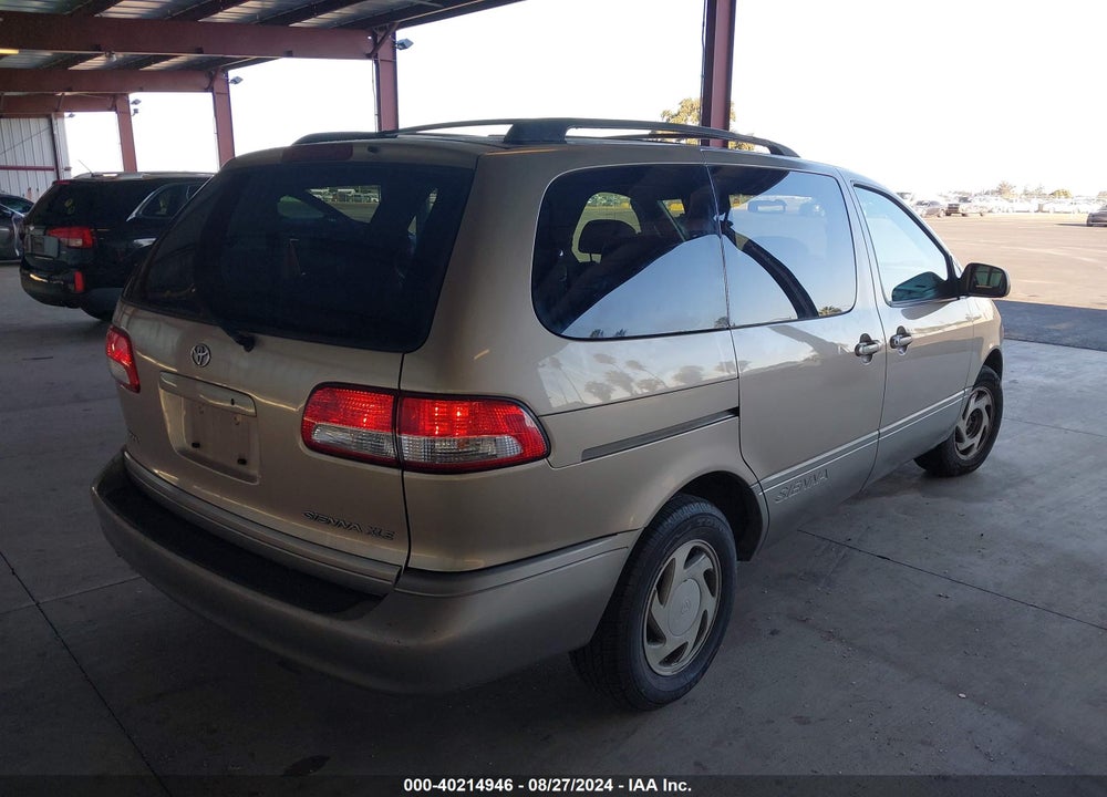 2002 TOYOTA SIENNA XLE VIN: 4T3ZF13C52U451926