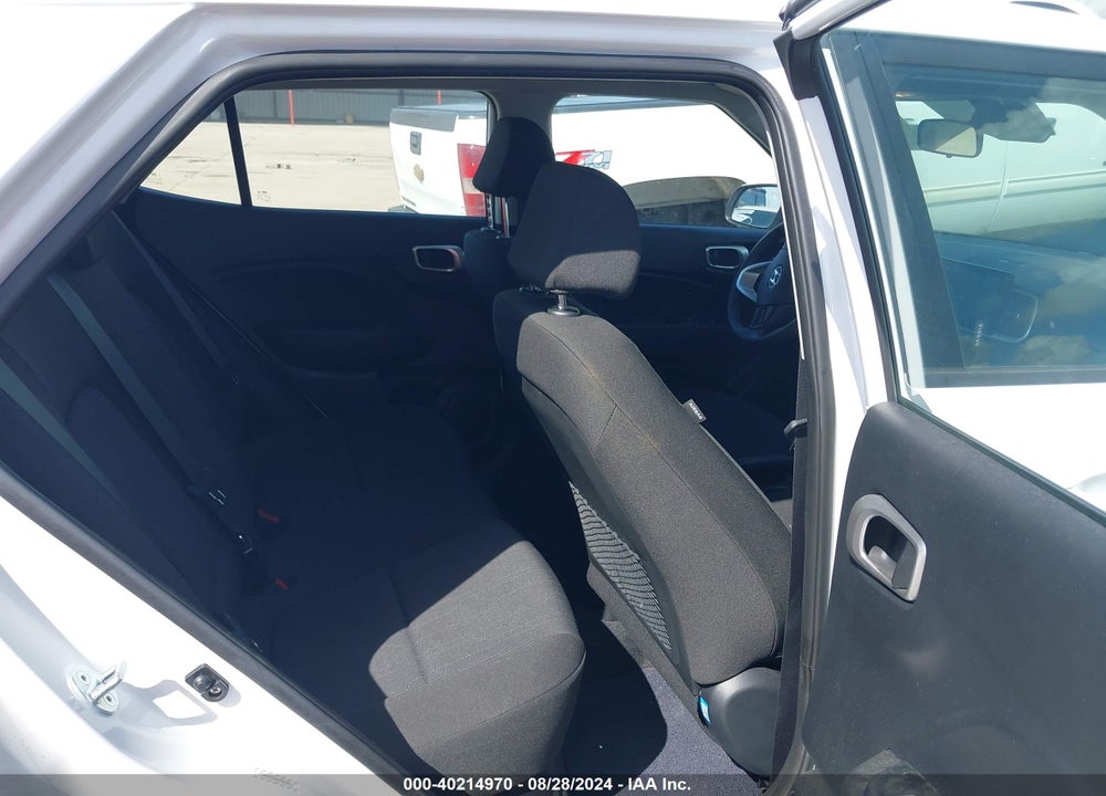2023 HYUNDAI VENUE SE VIN: KMHRB8A30PU220052