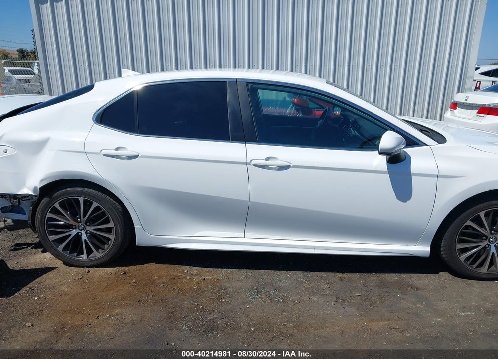 2020 TOYOTA CAMRY SE VIN: 4T1G11AK6LU338108