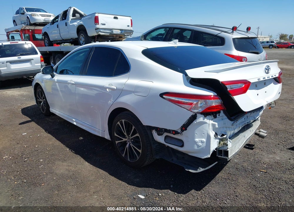 2020 TOYOTA CAMRY SE VIN: 4T1G11AK6LU338108