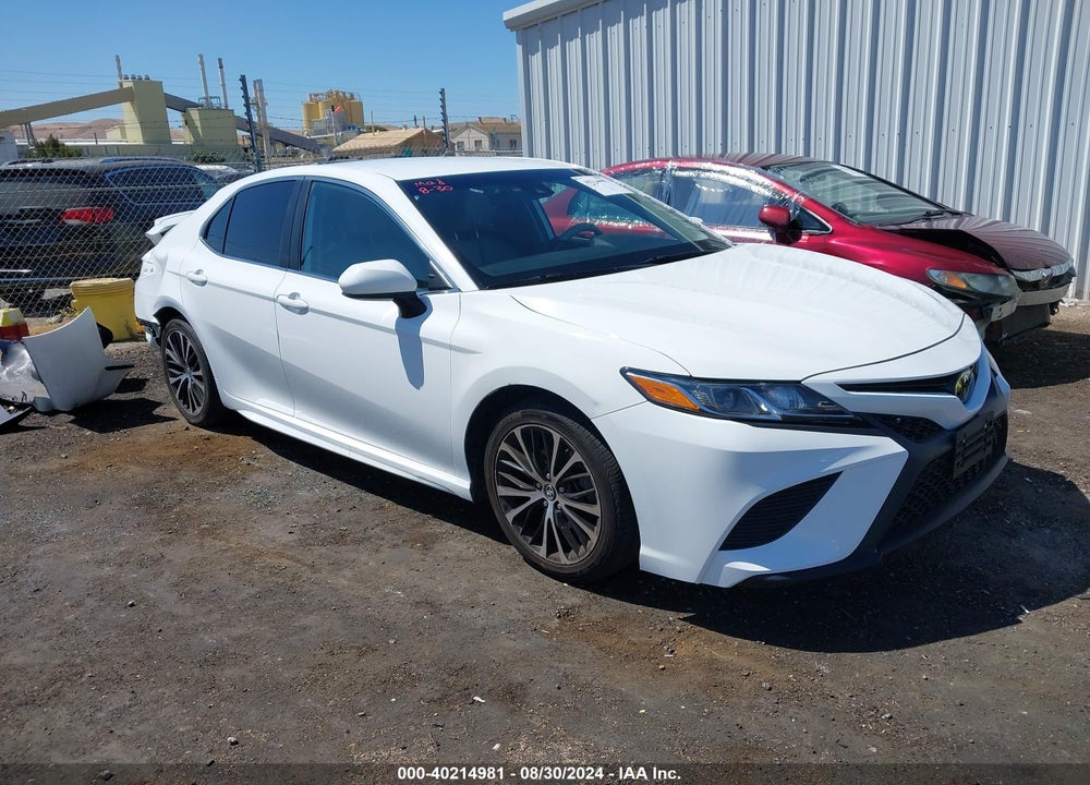 2020 TOYOTA CAMRY SE VIN: 4T1G11AK6LU338108
