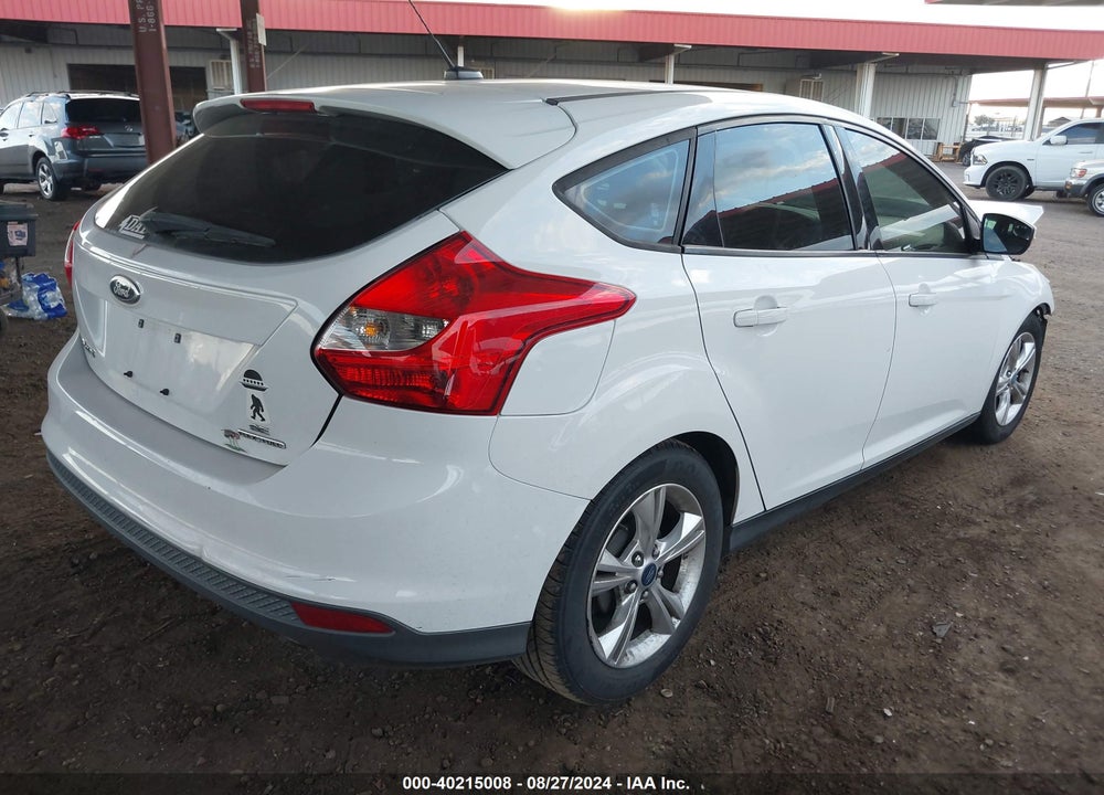 2014 FORD FOCUS SE VIN: 1FADP3K24EL139072
