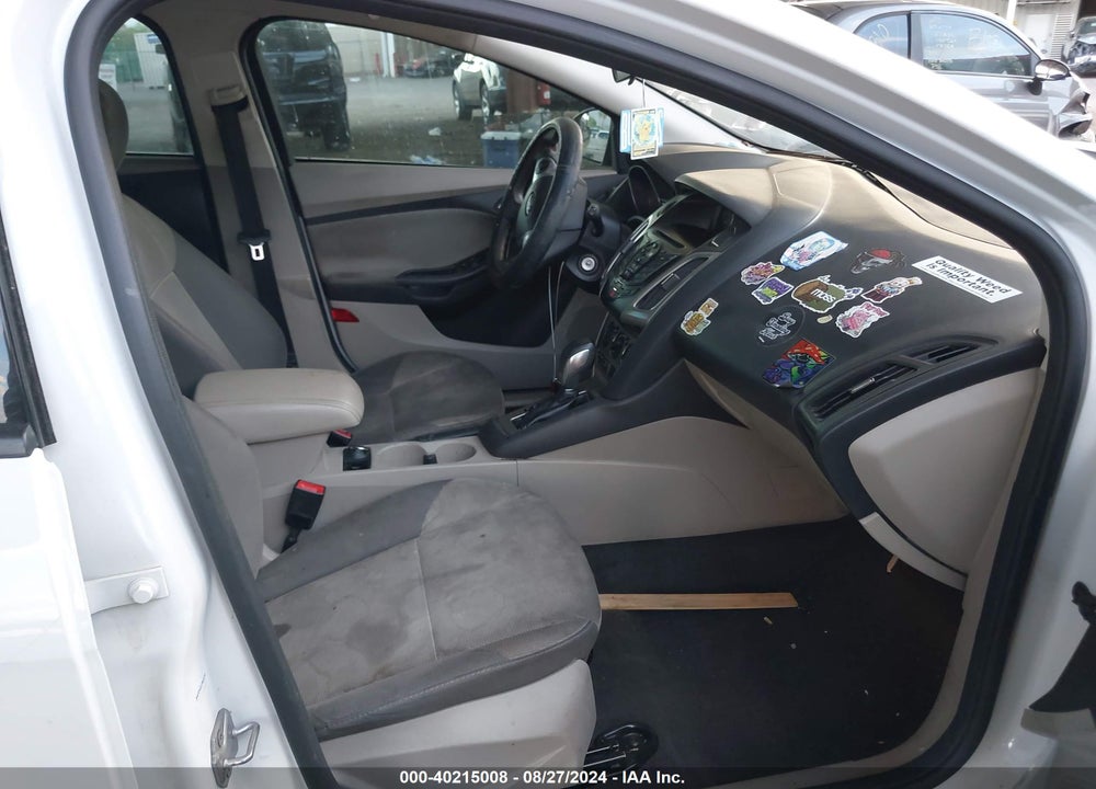 2014 FORD FOCUS SE VIN: 1FADP3K24EL139072