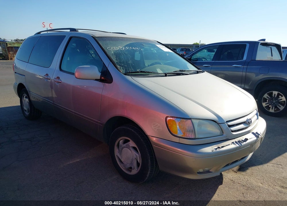 2002 TOYOTA SIENNA XLE VIN: 4T3ZF13C52U425553