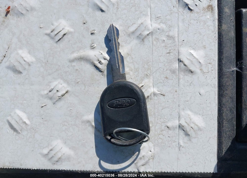 2011 FORD FOCUS SE VIN: 1FAHP3FN6BW151000