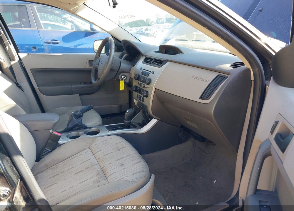 2011 FORD FOCUS SE VIN: 1FAHP3FN6BW151000