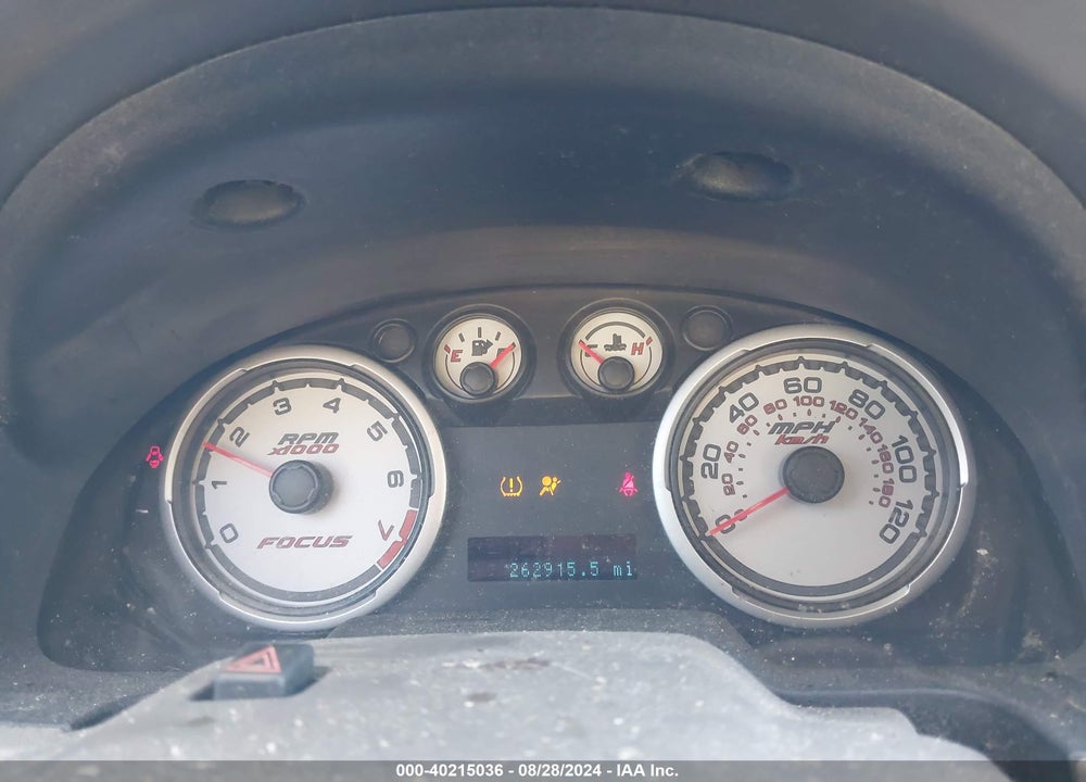 2011 FORD FOCUS SE VIN: 1FAHP3FN6BW151000