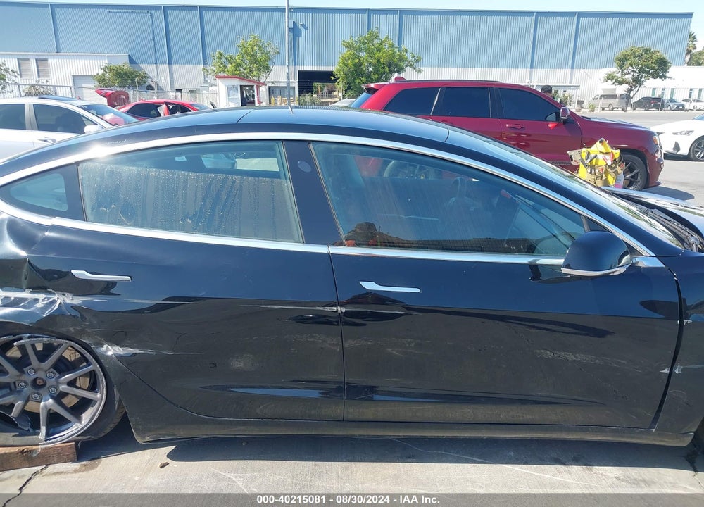 2018 TESLA MODEL 3 VIN: 5YJ3E1EA2JF171809