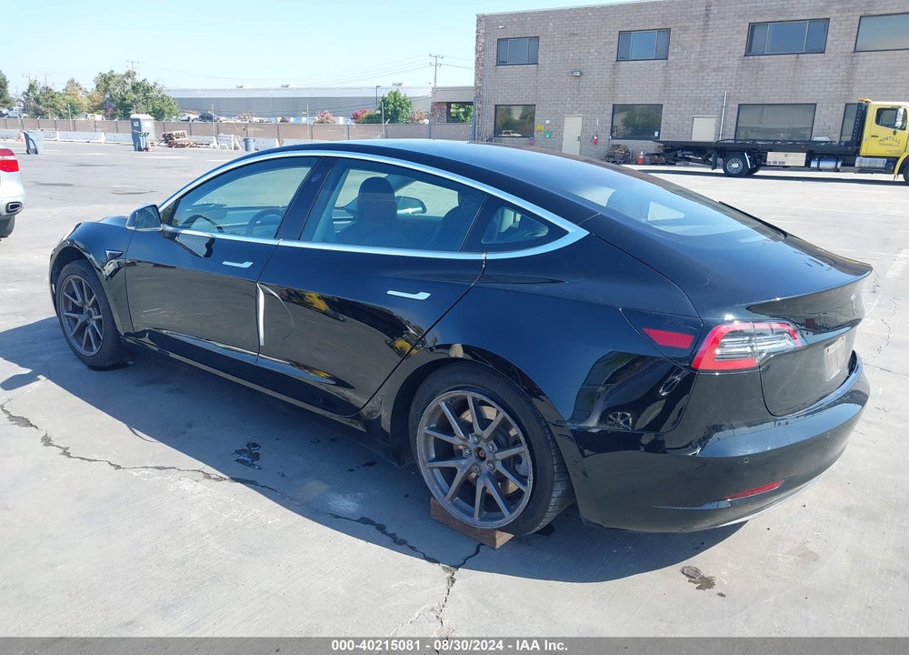 2018 TESLA MODEL 3 VIN: 5YJ3E1EA2JF171809