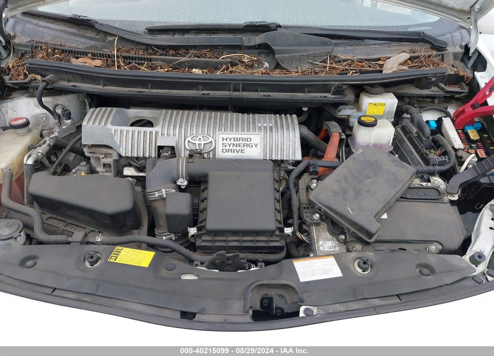 2015 TOYOTA PRIUS TWO VIN: JTDKN3DU8F1900009