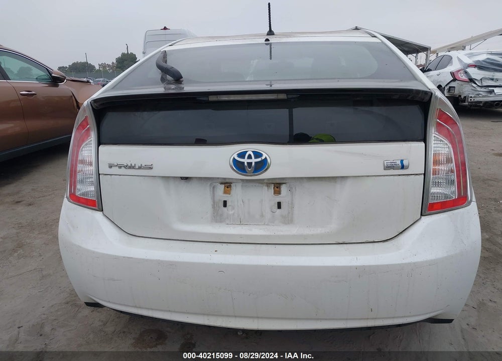 2015 TOYOTA PRIUS TWO VIN: JTDKN3DU8F1900009
