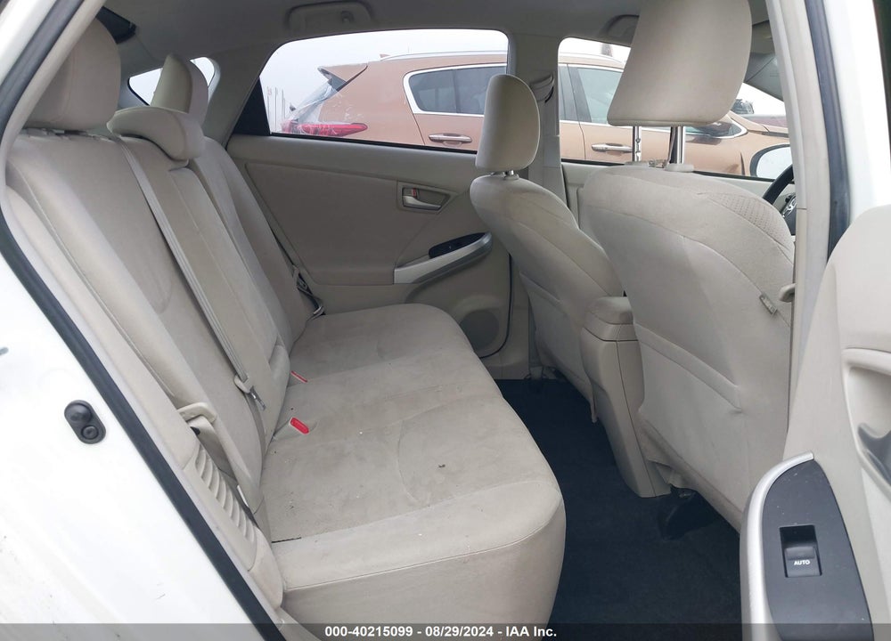 2015 TOYOTA PRIUS TWO VIN: JTDKN3DU8F1900009