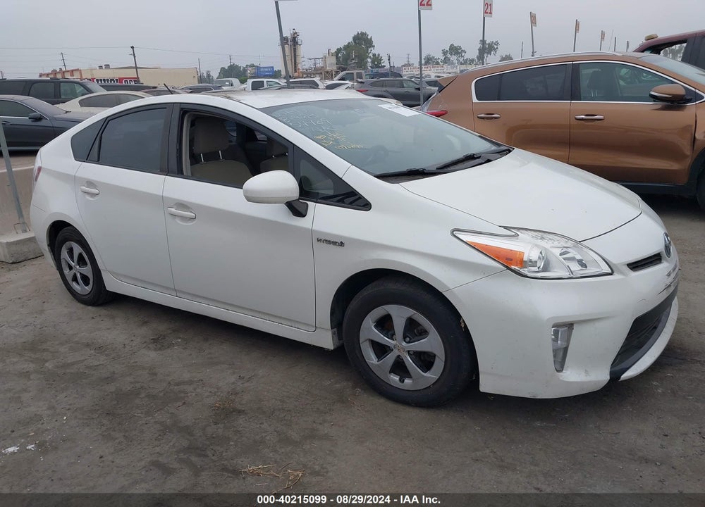2015 TOYOTA PRIUS TWO VIN: JTDKN3DU8F1900009