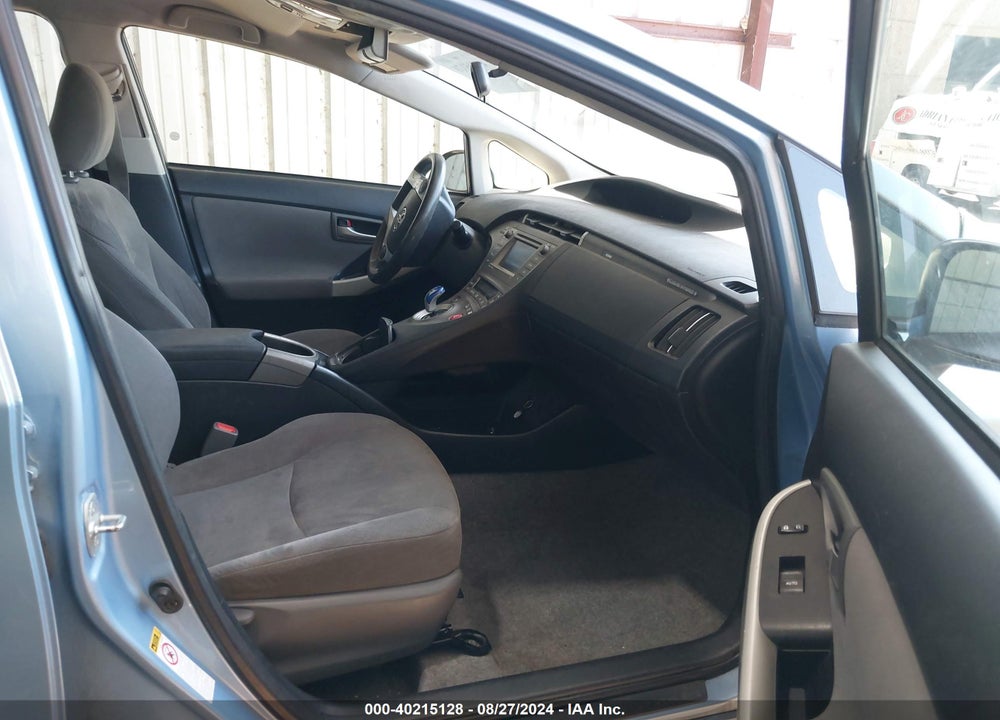 2015 TOYOTA PRIUS PLUG-IN VIN: JTDKN3DP4F3067257