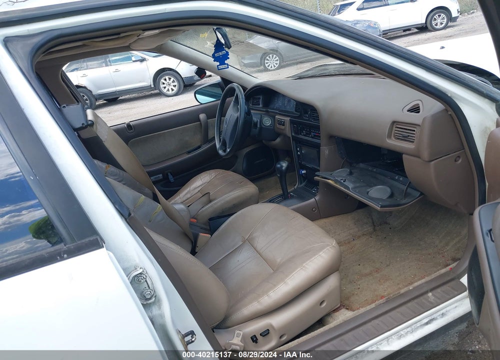 1993 NISSAN MAXIMA SE VIN: JN1EJ01F7PT408643