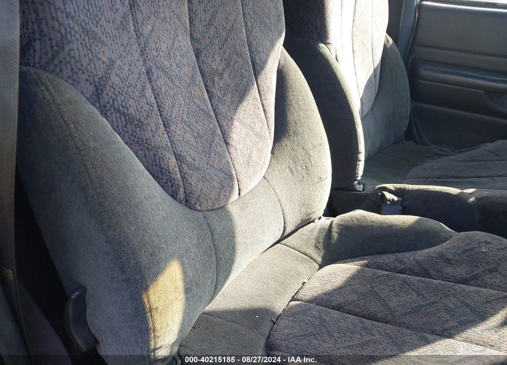 1998 GMC SONOMA SLS VIN: 1GTDT14XXWK520404