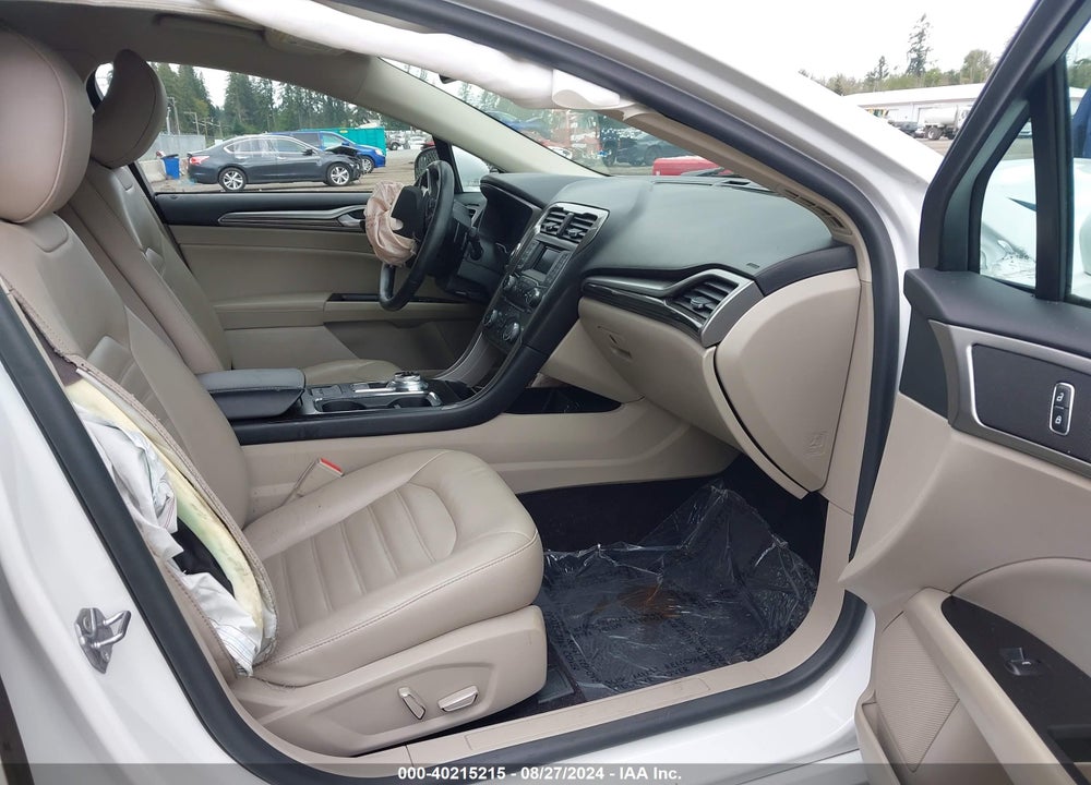2017 FORD FUSION SE VIN: 3FA6P0HD8HR337465