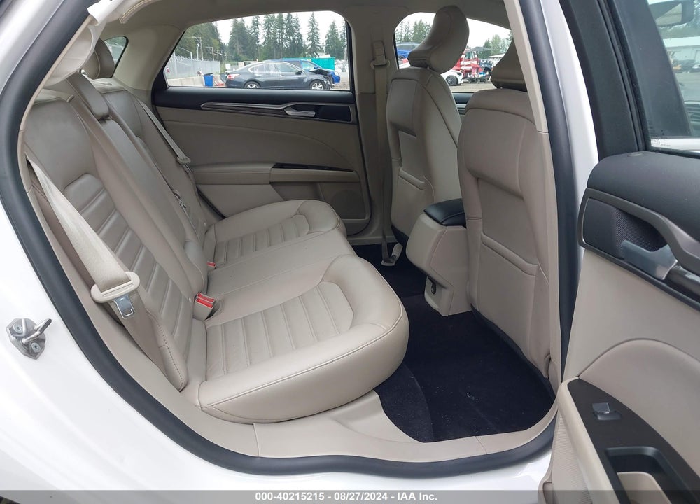 2017 FORD FUSION SE VIN: 3FA6P0HD8HR337465