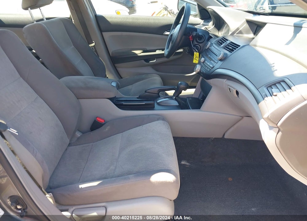 2009 HONDA ACCORD 2.4 LX VIN: 1HGCP26349A142298