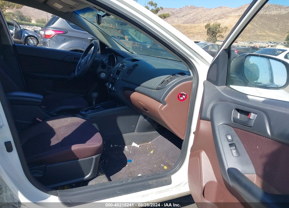 2010 KIA FORTE EX VIN: KNAFU4A21A5808994