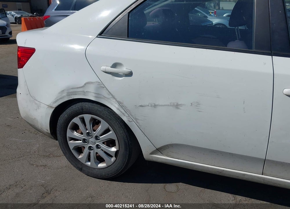 2010 KIA FORTE EX VIN: KNAFU4A21A5808994