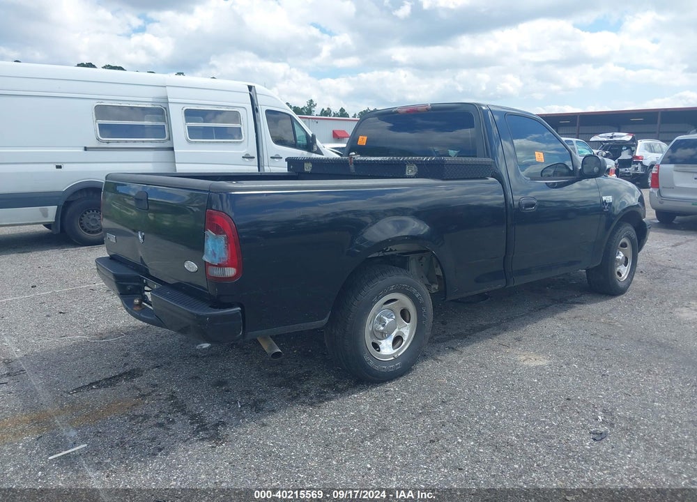 2003 FORD F-150 XL/XLT VIN: 1FTRF17233NA44097