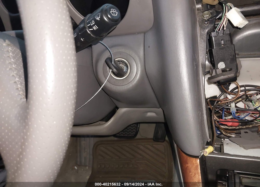 2000 LEXUS GS 300 VIN: JT8BD68S5Y0103561