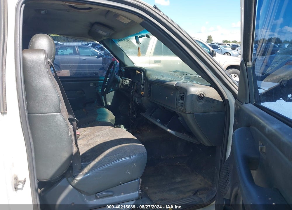 2001 CHEVROLET SILVERADO 1500 VIN: 1GCEC14W31Z197082
