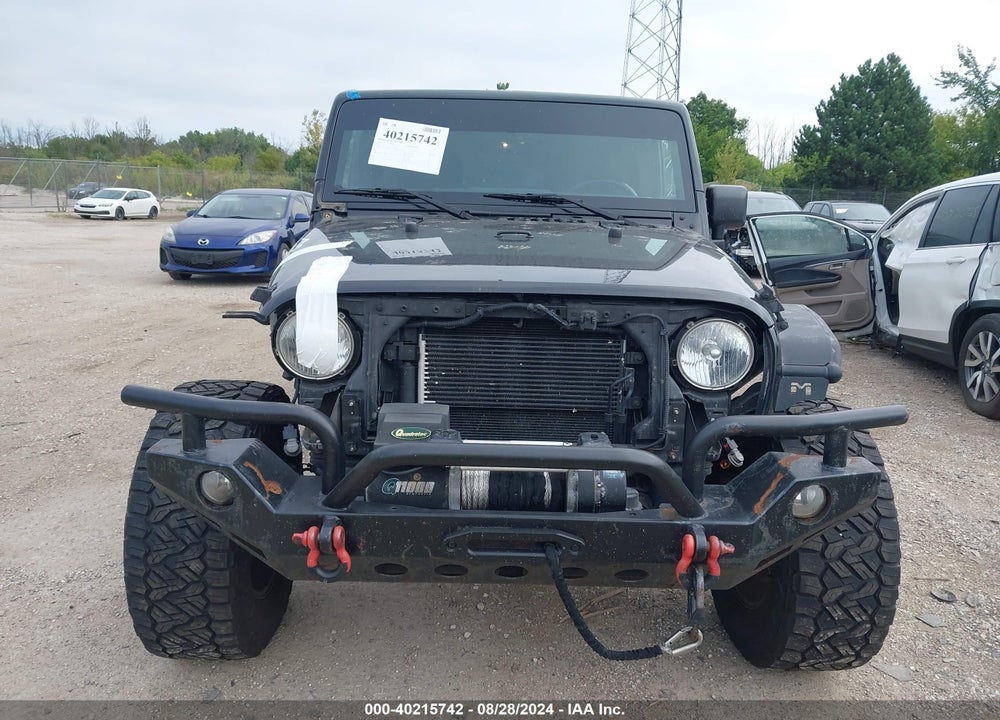 2015 JEEP WRANGLER UNLIMITED SAHARA VIN: 1C4HJWEG8FL770141