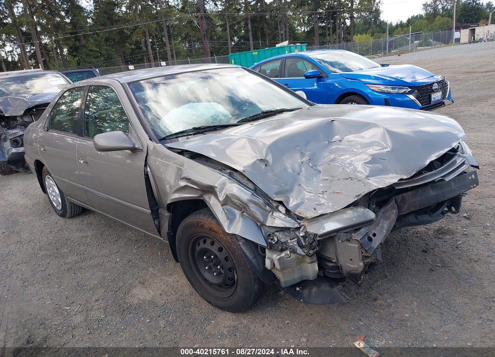 1999 TOYOTA CAMRY LE VIN: JT2BG22K2X0331650