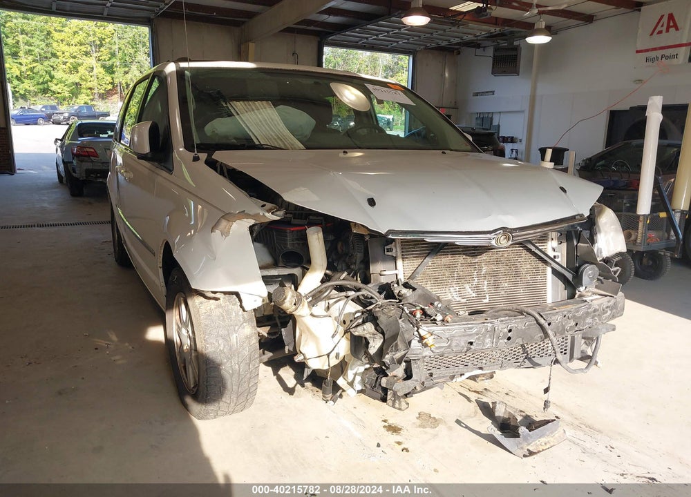 2010 CHRYSLER TOWN & COUNTRY TOURING VIN: 2A4RR5D1XAR305438