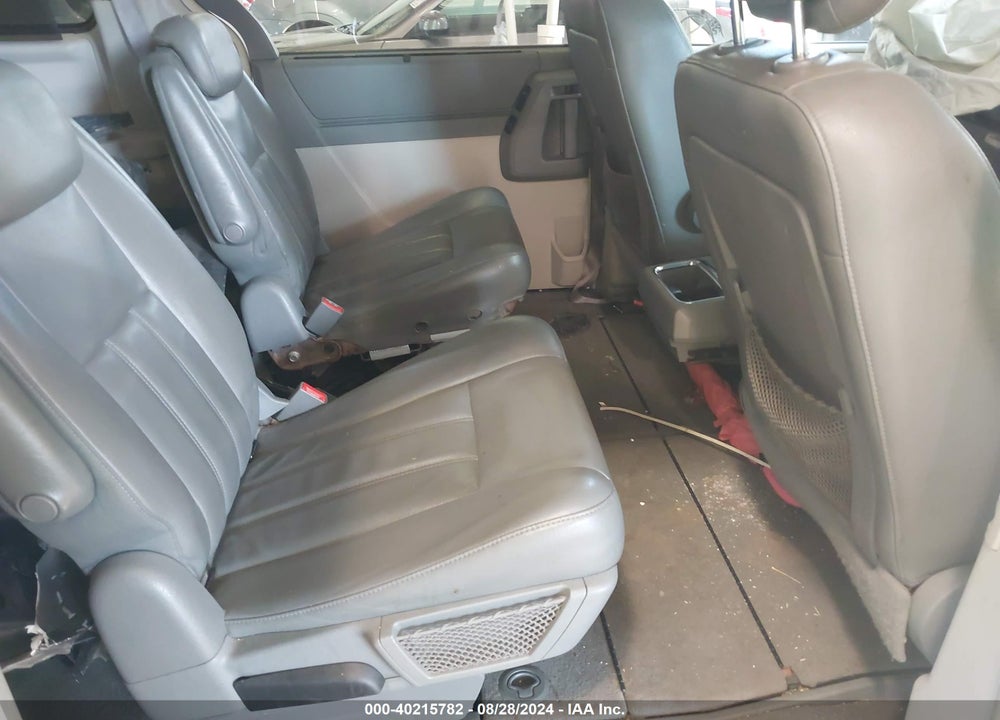 2010 CHRYSLER TOWN & COUNTRY TOURING VIN: 2A4RR5D1XAR305438