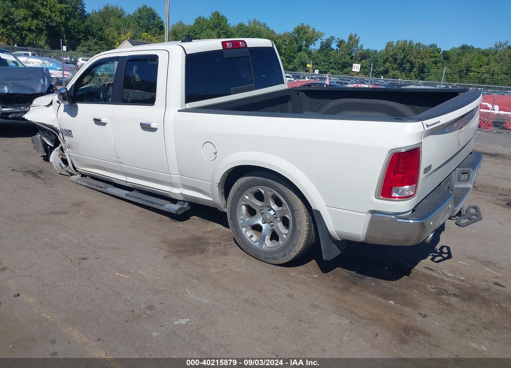 2017 RAM 1500 LAIE QUAD CAB 4X4 6'4 BOX VIN: 1C6RR7JT5HS760642