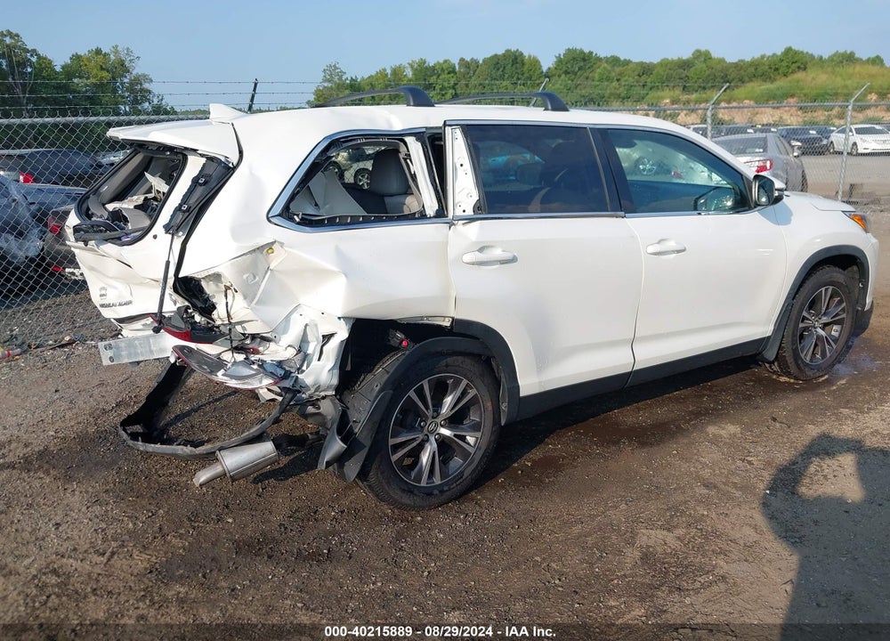 2019 TOYOTA HIGHLANDER LE PLUS VIN: 5TDBZRFH2KS969234