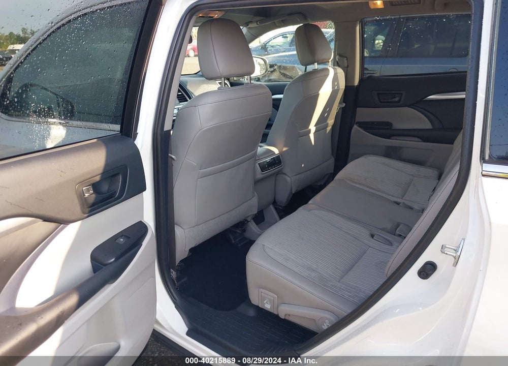 2019 TOYOTA HIGHLANDER LE PLUS VIN: 5TDBZRFH2KS969234
