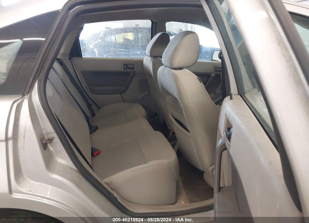 2009 FORD FOCUS S VIN: 1FAHP34N29W111865