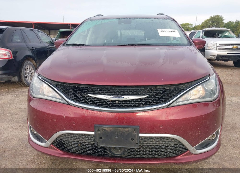 2018 CHRYSLER PACIFICA TOURING L VIN: 2C4RC1BG1JR112358