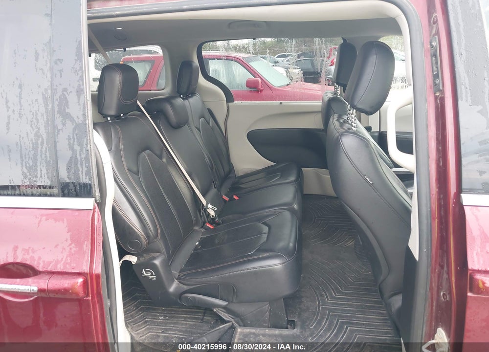 2018 CHRYSLER PACIFICA TOURING L VIN: 2C4RC1BG1JR112358