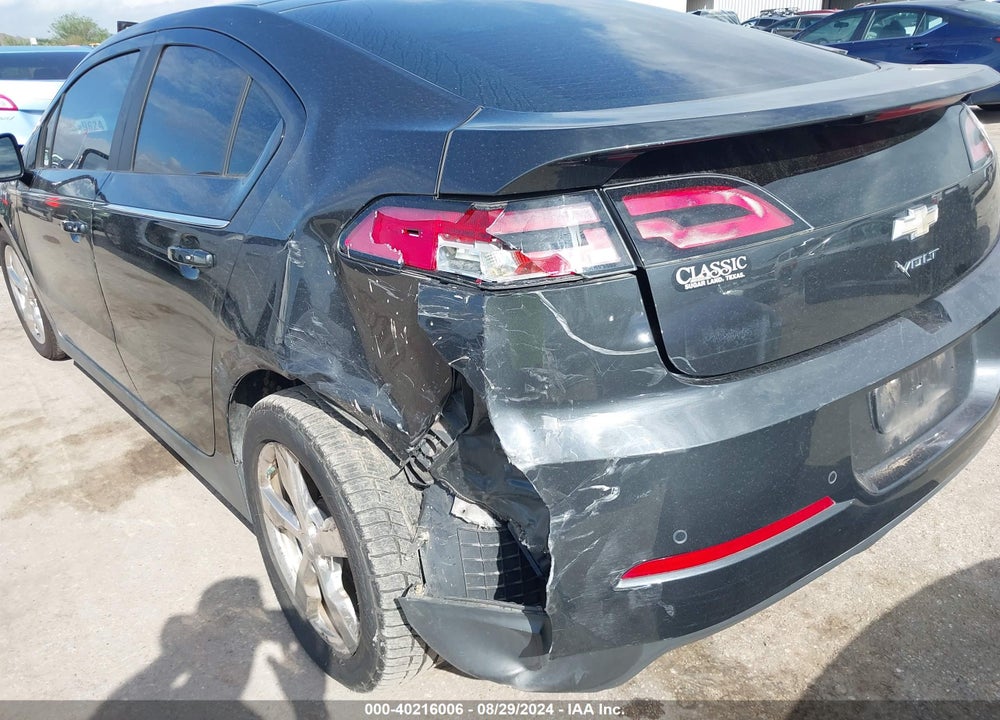 2014 CHEVROLET VOLT VIN: 1G1RD6E49EU174409